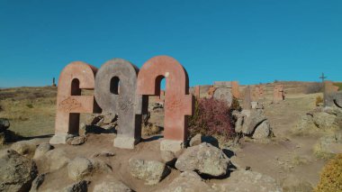 Antik Ermeni Alfabesi Anıtı