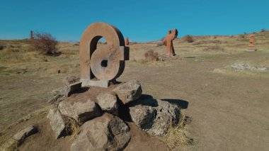 Antik Ermeni Alfabesi Anıtı