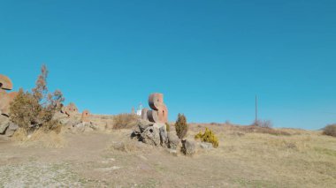 Antik Ermeni Alfabesi Anıtı