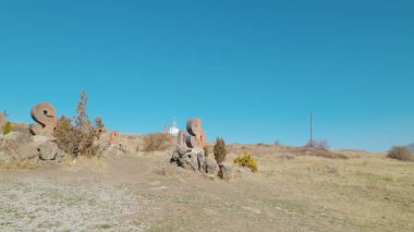 Antik Ermeni Alfabesi Anıtı