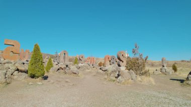 Antik Ermeni Alfabesi Anıtı