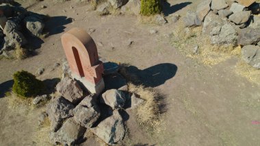 Antik Ermeni Alfabesi Anıtı