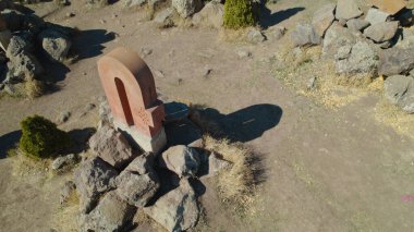 Antik Ermeni Alfabesi Anıtı