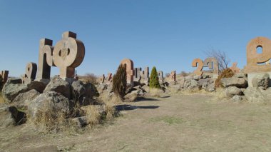 Antik Ermeni Alfabesi Anıtı