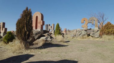 Antik Ermeni Alfabesi Anıtı