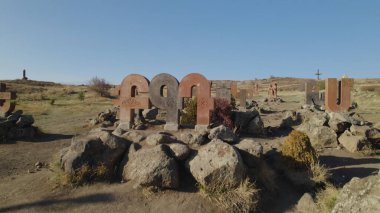 Antik Ermeni Alfabesi Anıtı