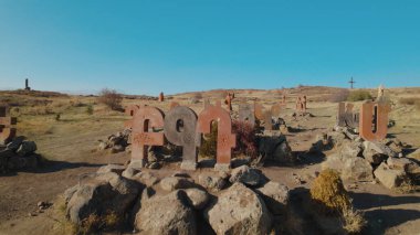 Antik Ermeni Alfabesi Anıtı