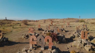 Antik Ermeni Alfabesi Anıtı