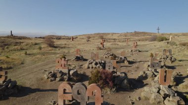 Antik Ermeni Alfabesi Anıtı