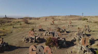 Antik Ermeni Alfabesi Anıtı