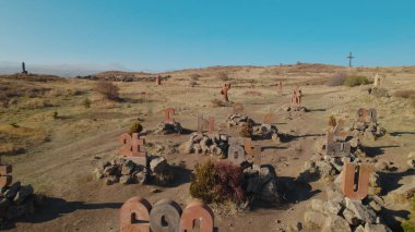 Antik Ermeni Alfabesi Anıtı