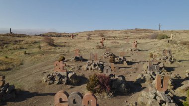 Antik Ermeni Alfabesi Anıtı