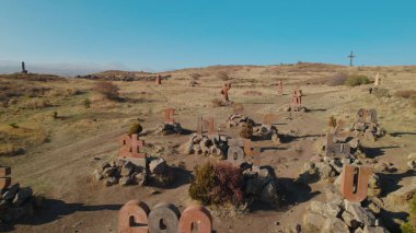 Antik Ermeni Alfabesi Anıtı