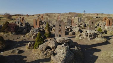 Antik Ermeni Alfabesi Anıtı