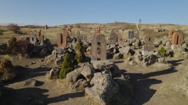 Antik Ermeni Alfabesi Anıtı
