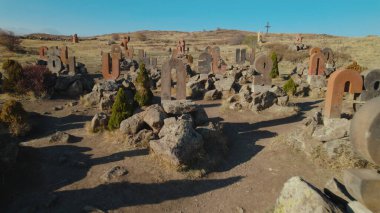 Antik Ermeni Alfabesi Anıtı