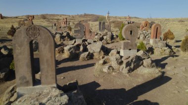 Antik Ermeni Alfabesi Anıtı