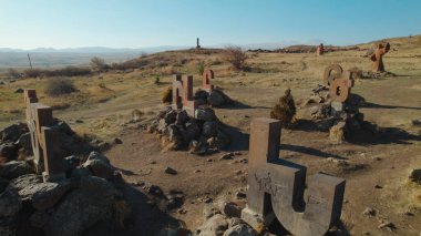 Antik Ermeni Alfabesi Anıtı