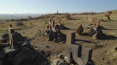 Antik Ermeni Alfabesi Anıtı