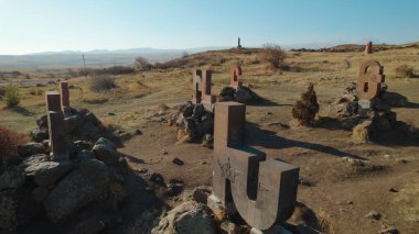 Antik Ermeni Alfabesi Anıtı