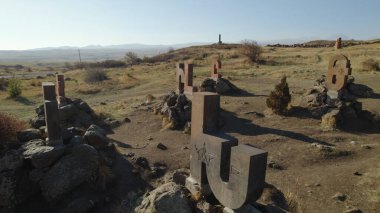Antik Ermeni Alfabesi Anıtı