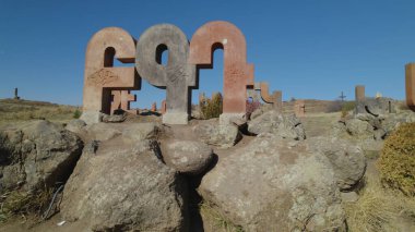 Antik Ermeni Alfabesi Anıtı