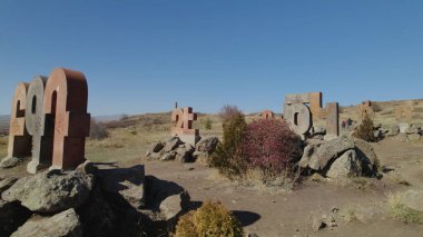 Antik Ermeni Alfabesi Anıtı