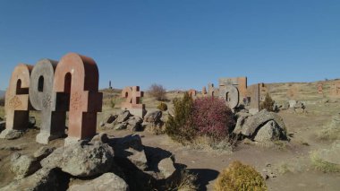 Antik Ermeni Alfabesi Anıtı