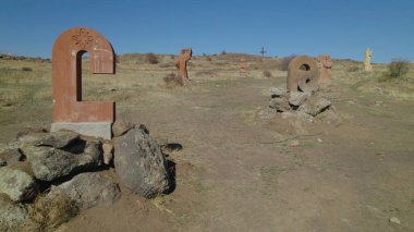 Antik Ermeni Alfabesi Anıtı