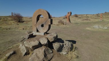 Antik Ermeni Alfabesi Anıtı