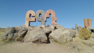 Antik Ermeni Alfabesi Anıtı