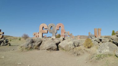 Antik Ermeni Alfabesi Anıtı