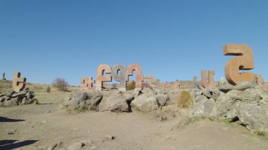 Antik Ermeni Alfabesi Anıtı