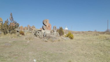 Antik Ermeni Alfabesi Anıtı