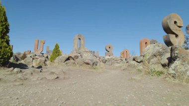 Antik Ermeni Alfabesi Anıtı