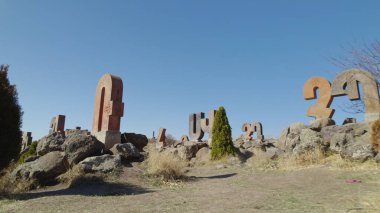 Antik Ermeni Alfabesi Anıtı