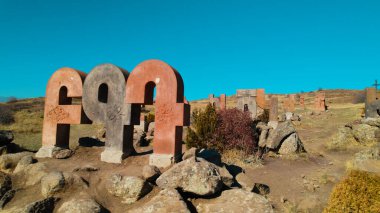 Antik Ermeni Alfabesi Anıtı