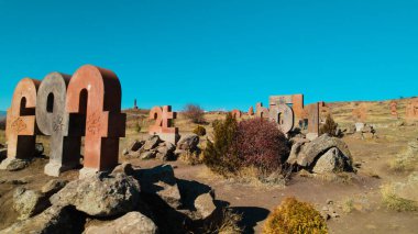 Antik Ermeni Alfabesi Anıtı