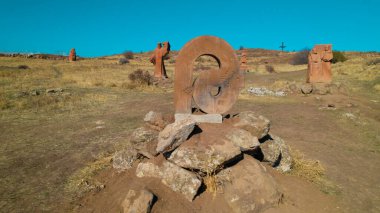 Antik Ermeni Alfabesi Anıtı