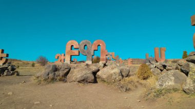 Antik Ermeni Alfabesi Anıtı