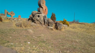 Antik Ermeni Alfabesi Anıtı