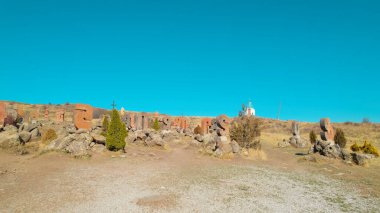 Antik Ermeni Alfabesi Anıtı