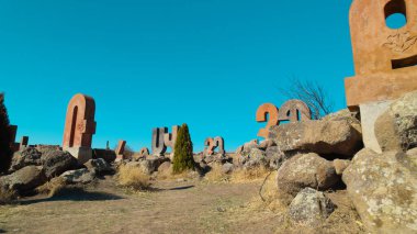 Antik Ermeni Alfabesi Anıtı