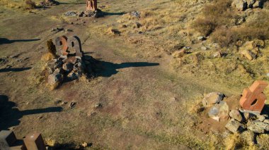 Antik Ermeni Alfabesi Anıtı