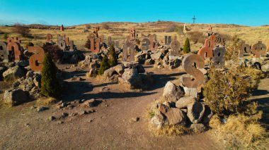 Antik Ermeni Alfabesi Anıtı