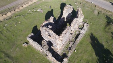 Ermenistan 'daki antik tapınağın kalıntıları
