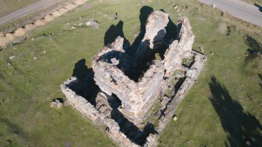 Ermenistan 'daki antik tapınağın kalıntıları