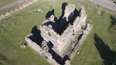 Ermenistan 'daki antik tapınağın kalıntıları