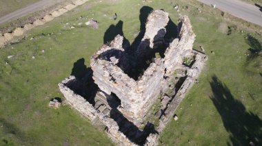 Ermenistan 'daki antik tapınağın kalıntıları