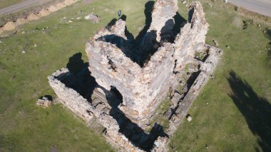 Ermenistan 'daki antik tapınağın kalıntıları